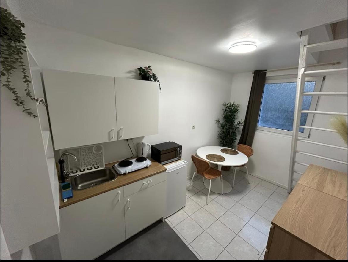 Bruxelles Nid Douillet Et Chaleureux Apartamento Exterior foto